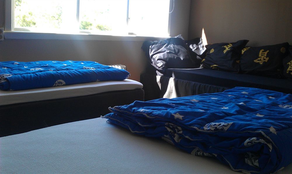 STF Hostel Lärbro/Grannen Esterno foto